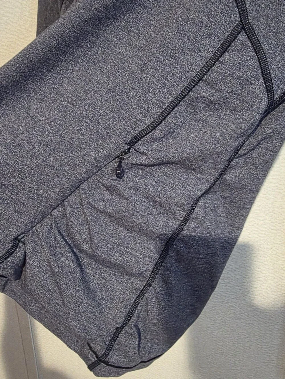 Lululemon Heathered Blue Quaterzip Pullover Womens Size 10